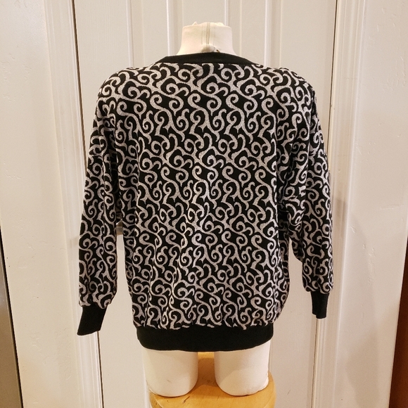 Success Vintage Sweater Black and Silver Patterned Women's Sweater - Picture 4 of 7